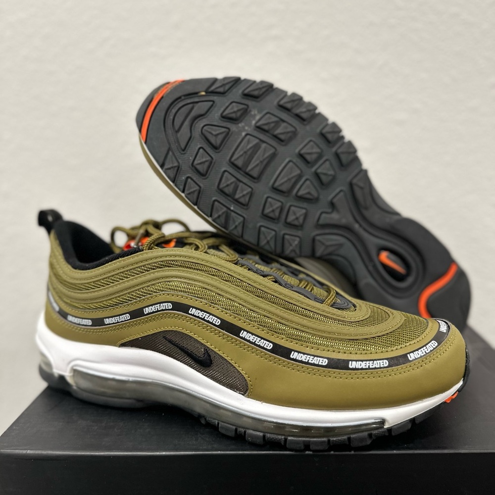Nike air max 97 undefeated olive